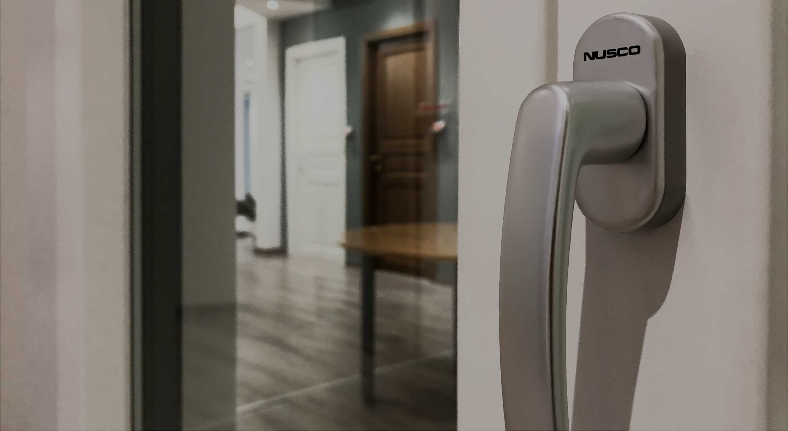 UN UNICO PARTNER CON UNA GAMMA COMPLETA DI PORTE, INFISSI E SISTEMI DI SICUREZZA